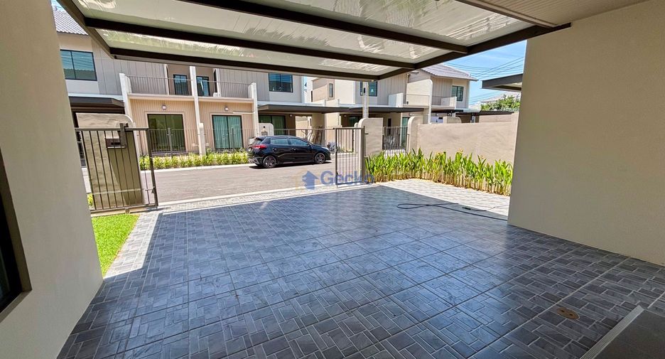 For rent 4 ベッドルーム house in Bang Lamung, Chonburi
