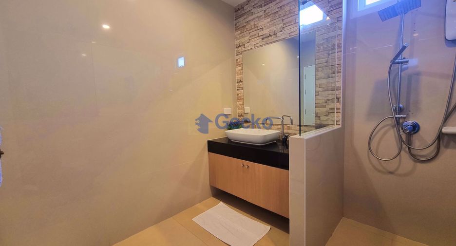 For rent 3 ベッドルーム house in Huay Yai, Pattaya