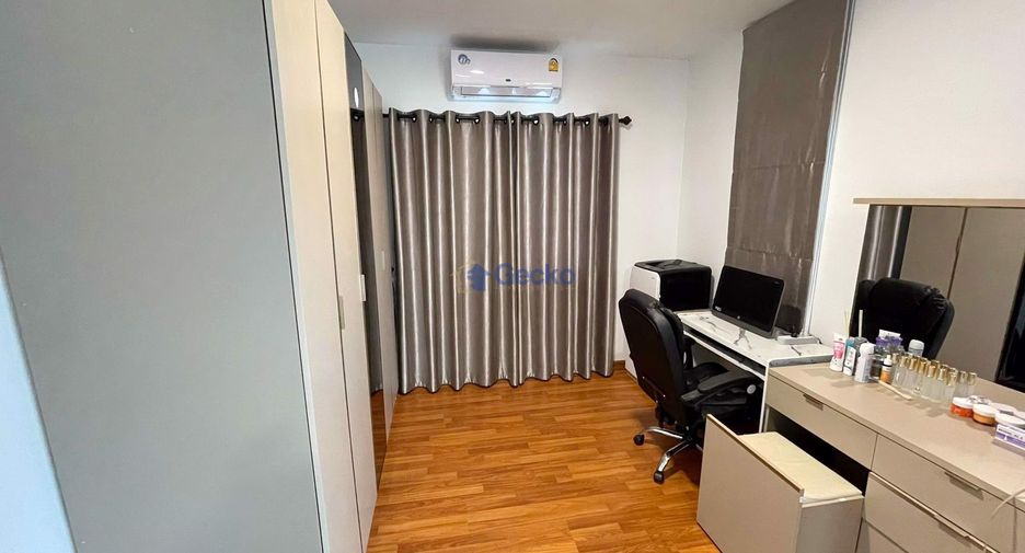 For rent 3 ベッドルーム house in Bang Lamung, Chonburi