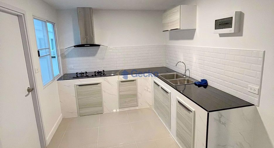 For rent 3 ベッドルーム house in Bang Lamung, Chonburi