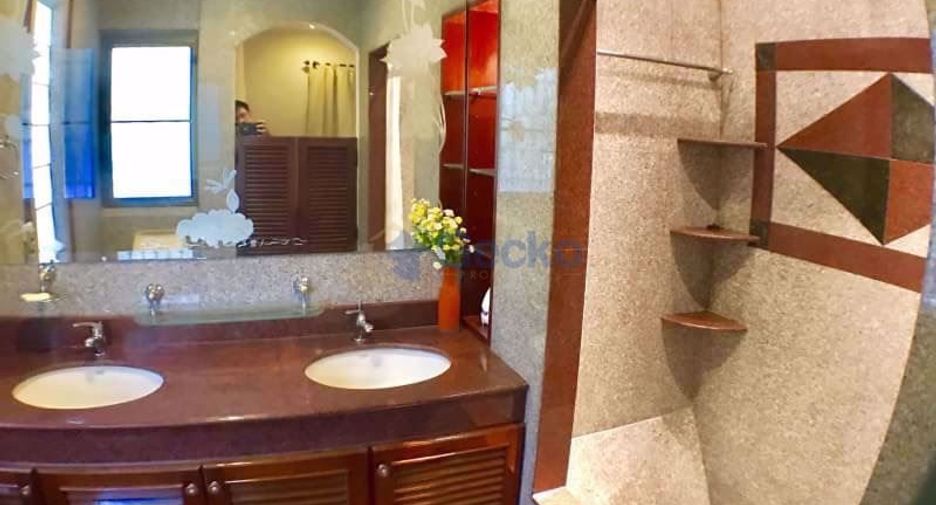 For rent 3 ベッドルーム house in Bang Lamung, Chonburi