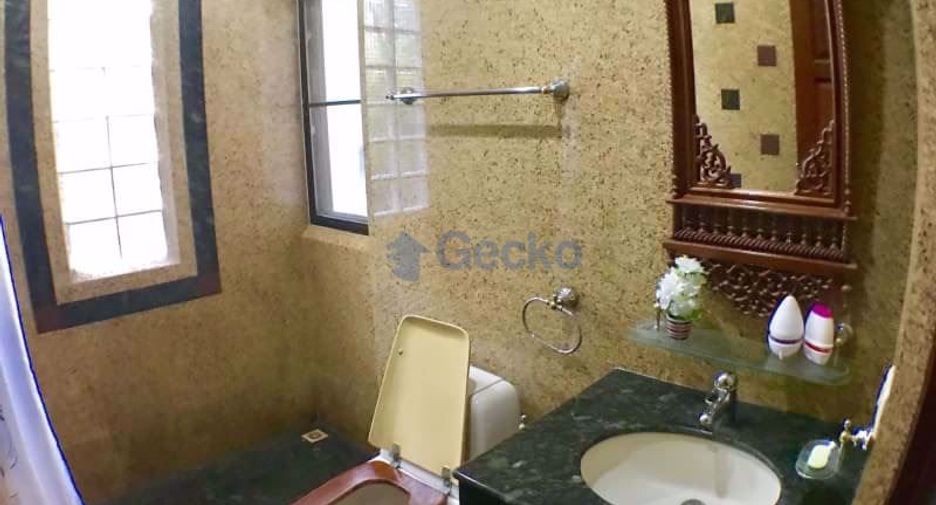 For rent 3 ベッドルーム house in Bang Lamung, Chonburi