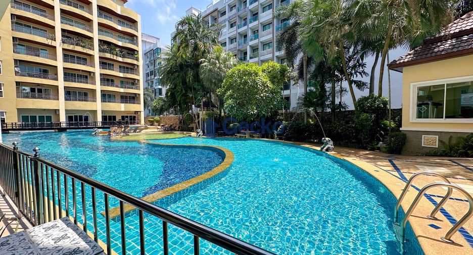For rent 3 bedrooms condo in Jomtien, Pattaya