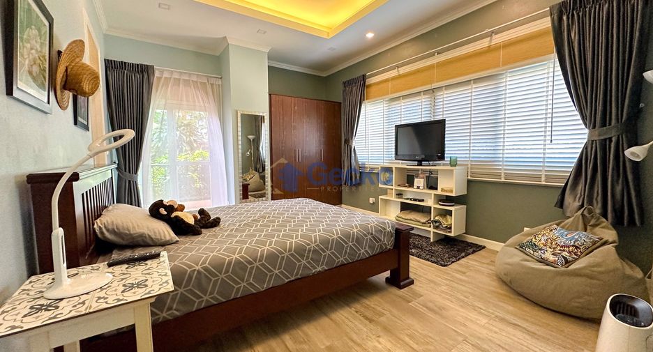 For rent 3 bedrooms condo in Jomtien, Pattaya