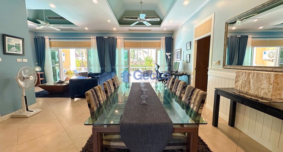 For rent 3 bedrooms condo in Jomtien, Pattaya