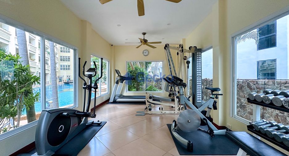 For rent 3 bedrooms condo in Jomtien, Pattaya