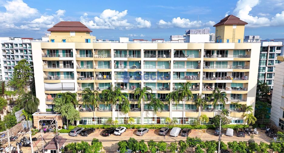 For rent 3 bedrooms condo in Jomtien, Pattaya
