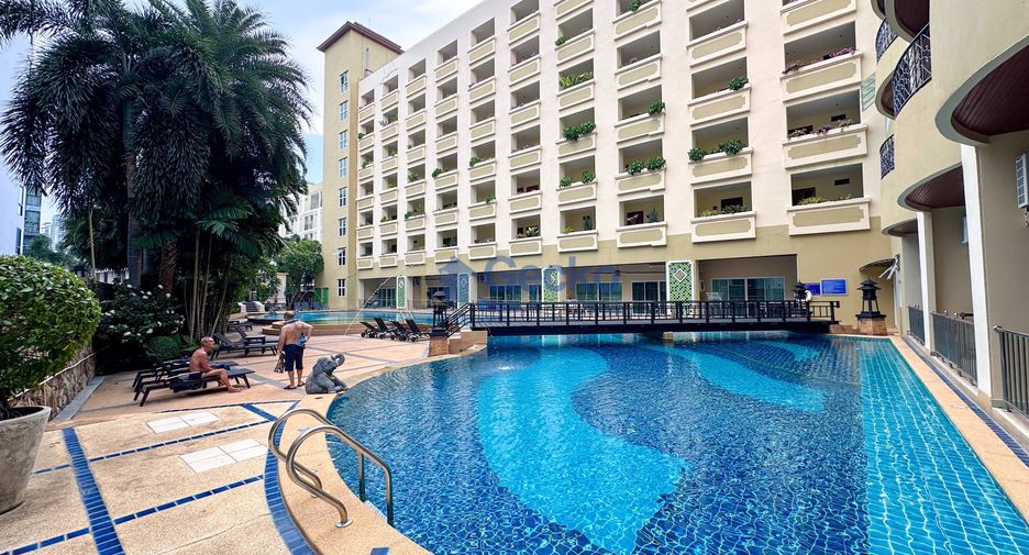 For rent 3 bedrooms condo in Jomtien, Pattaya