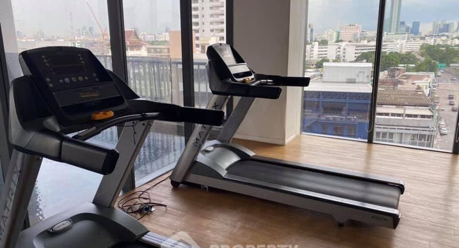 For rent 2 bedrooms condo in Phaya Thai, Bangkok