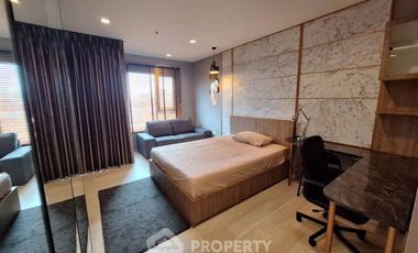 For rent 1 bed condo in Pathum Wan, Bangkok