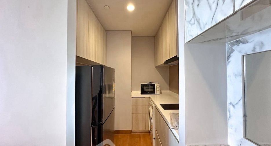 For rent 2 bedrooms condo in Khlong Toei, Bangkok