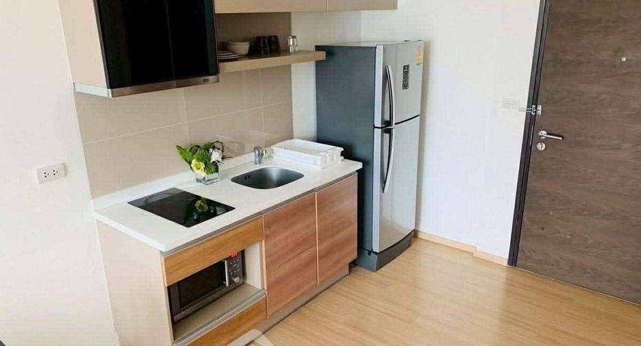 For rent 1 bed condo in Phra Khanong, Bangkok