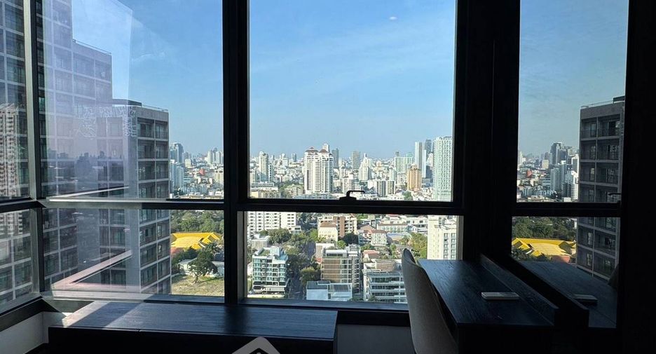 Wohnung zur Miete mit 2 Zimmer in Khlong Toei, Bangkok