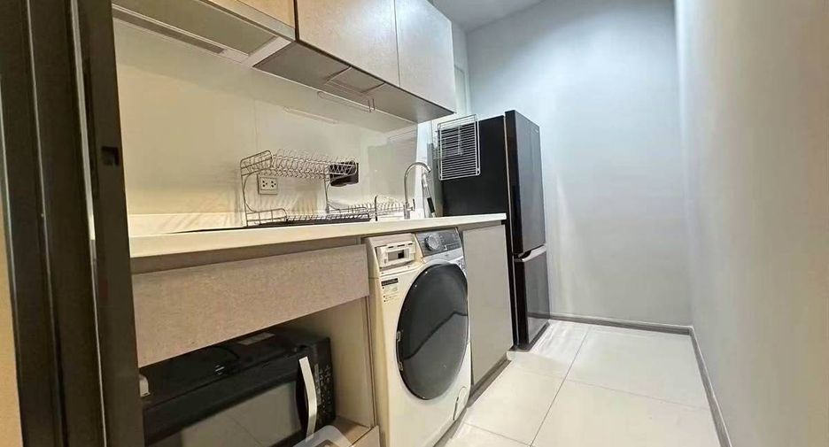 For rent 1 bed condo in Huai Khwang, Bangkok