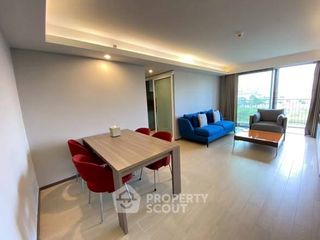 For rent 2 bedrooms apartment in Huai Khwang, Bangkok
