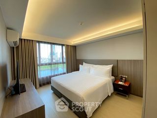 For rent 2 bedrooms apartment in Huai Khwang, Bangkok