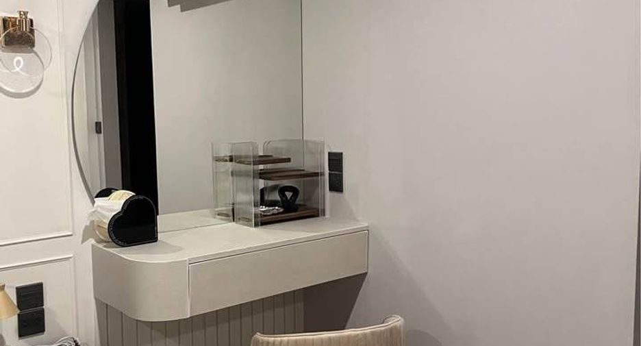 For rent 1 bed condo in Phaya Thai, Bangkok