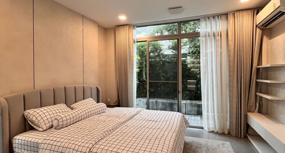 For rent 3 bedrooms house in Saphan Sung, Bangkok