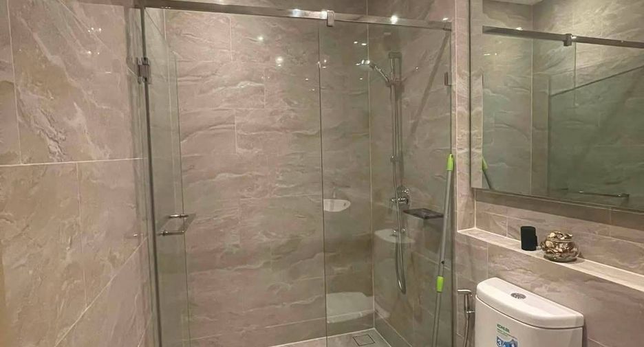 For rent 1 bed condo in Huai Khwang, Bangkok