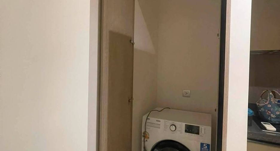 For rent 1 bed condo in Huai Khwang, Bangkok