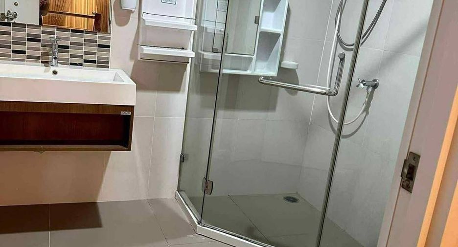 For rent 3 ベッドルーム house in Bang Lamung, Chonburi