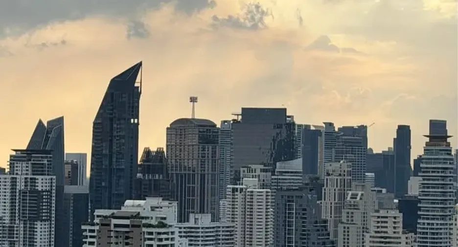 For rent 2 ベッドルーム condo in Watthana, Bangkok
