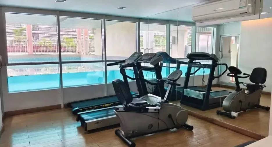For rent 1 bed condo in Din Daeng, Bangkok