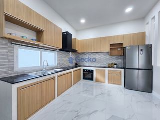 Haus zum Kauf mit 3 Zimmer in Bang Lamung, Chonburi