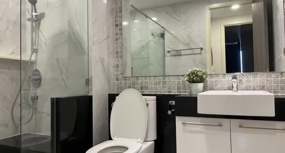 For rent 1 bed condo in Khlong San, Bangkok