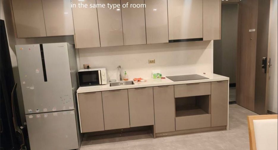 Condo en alquiler de 2 habitaciones en Huai Khwang, Bangkok