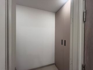 For rent 3 bedrooms condo in Huai Khwang, Bangkok