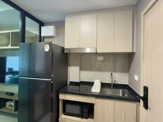 For rent studio condo in Huai Khwang, Bangkok