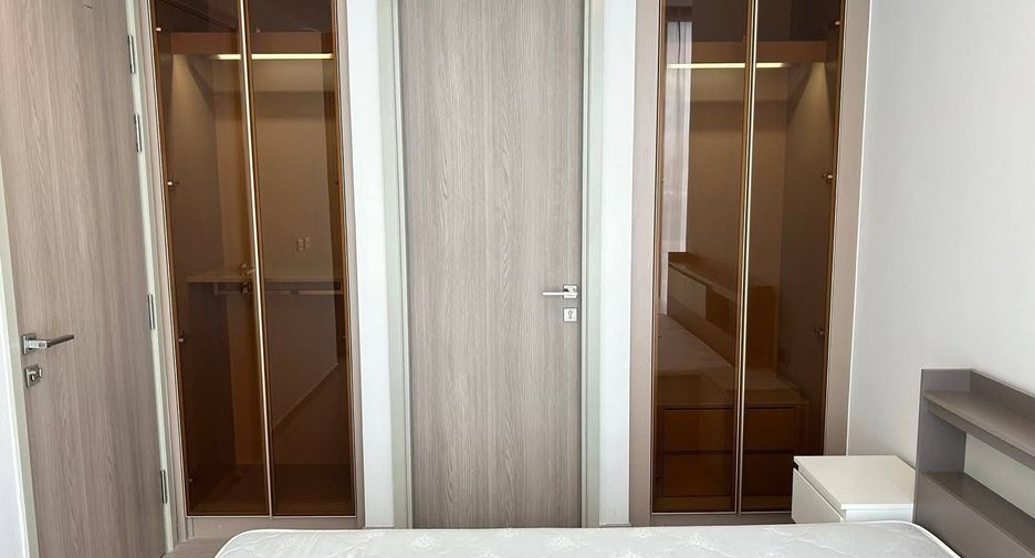 For rent 1 bed condo in Huai Khwang, Bangkok