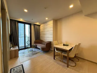 For rent 1 bed condo in Huai Khwang, Bangkok