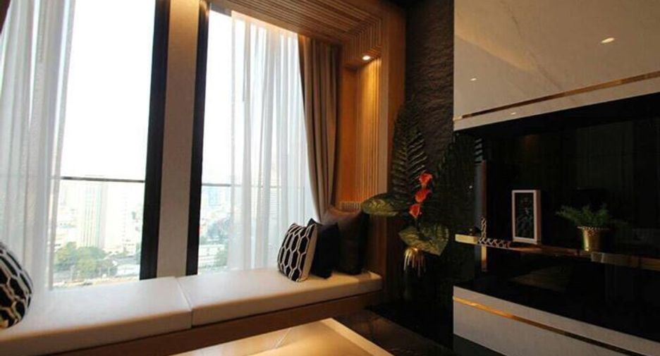 For rent 1 bed condo in Pathum Wan, Bangkok