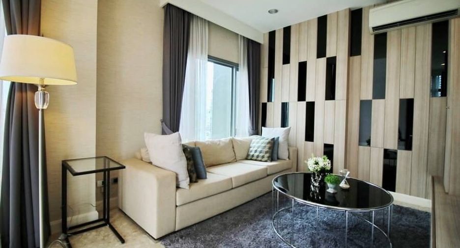 Condo en alquiler de 2 habitaciones en Khlong Toei, Bangkok