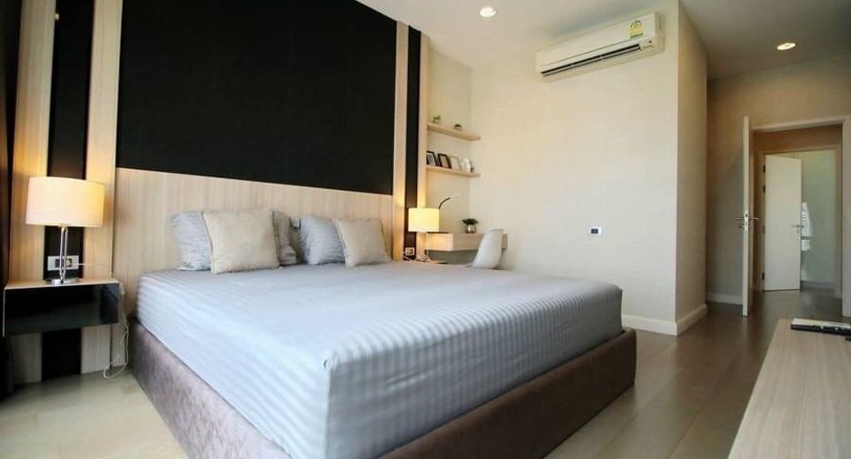 Condo en alquiler de 2 habitaciones en Khlong Toei, Bangkok
