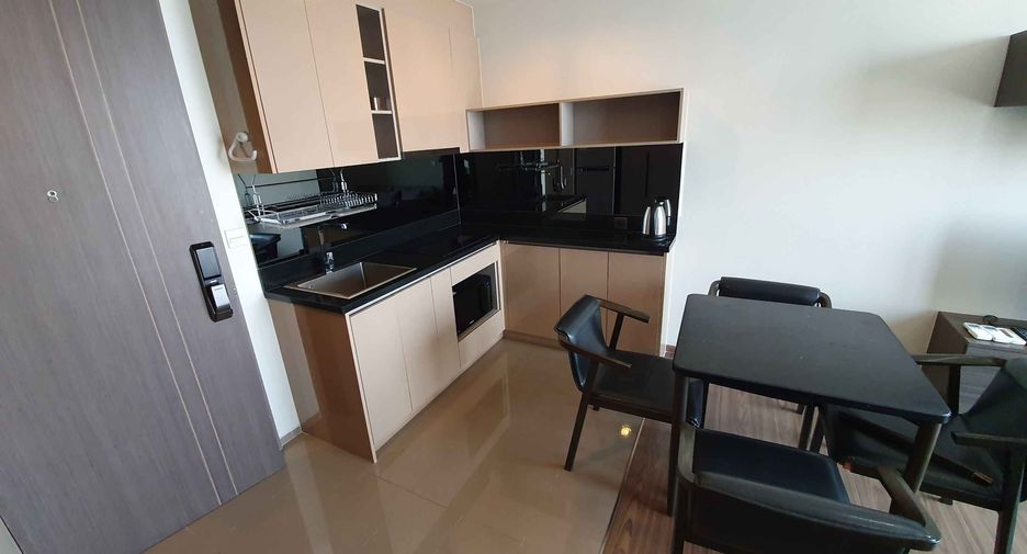 Wohnung zur Miete und zum Kauf mit 2 Zimmer in Khlong Toei, Bangkok