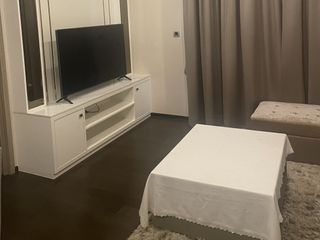 出租 1 卧室 公寓 在 Khlong Toei, 曼谷