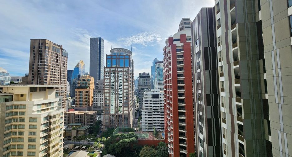 For rent 1 bed condo in Pathum Wan, Bangkok