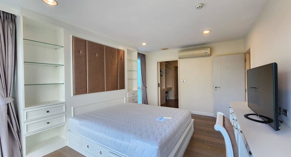 ให้เช่า 3 ห้องนอน คอนโด ใน คลองเตย, กรุงเทพฯ