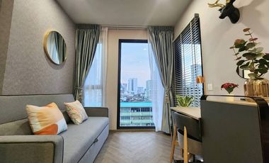 For rent 2 ベッドルーム condo in Bang Rak, Bangkok