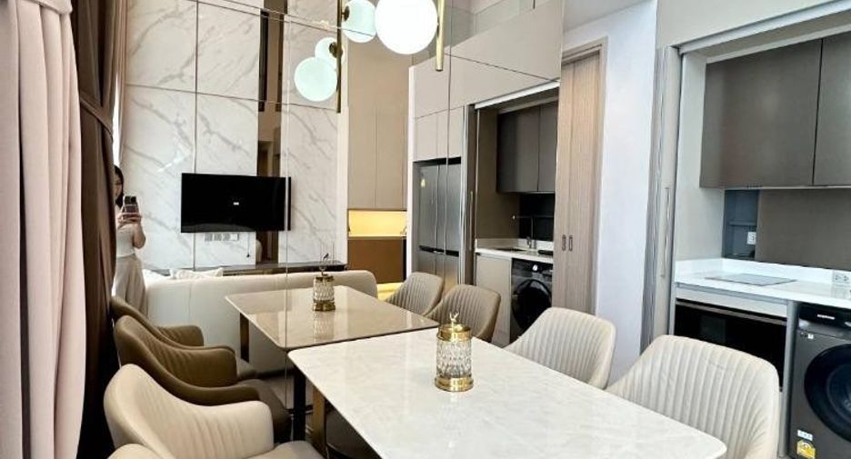 For rent 2 bedrooms condo in Ratchathewi, Bangkok