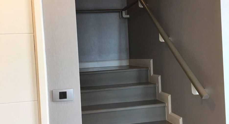 Wohnung zur Miete und zum Kauf mit 2 Zimmer in Khlong Toei, Bangkok