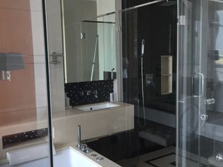 出租 1 卧室 公寓 在 Khlong Toei, 曼谷