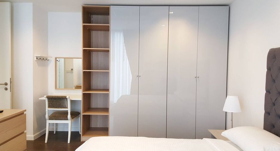 For rent 2 bedrooms condo in Sathon, Bangkok