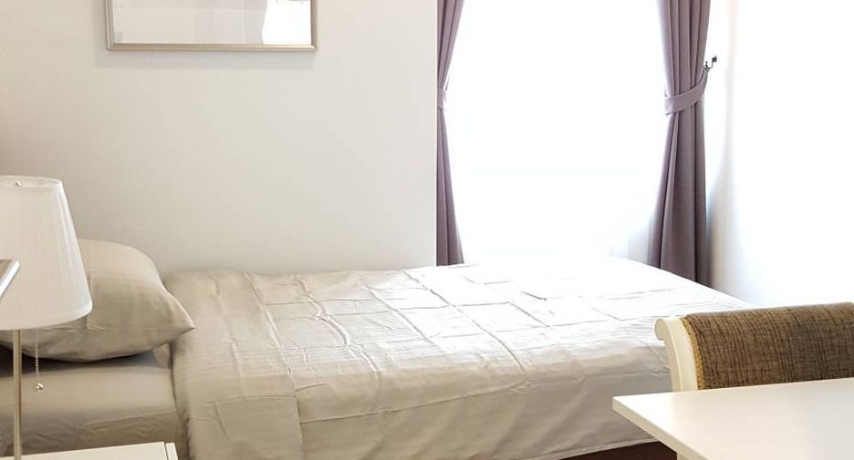 For rent 2 bedrooms condo in Sathon, Bangkok