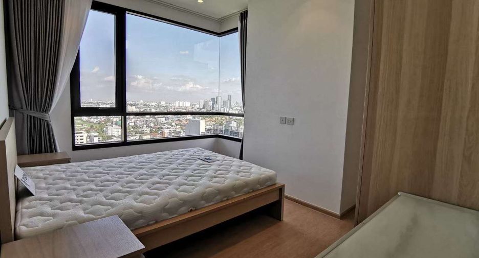 For rent 2 bedrooms condo in Watthana, Bangkok