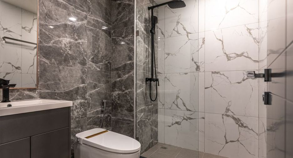 For rent 2 bedrooms condo in Bang Lamung, Chonburi
