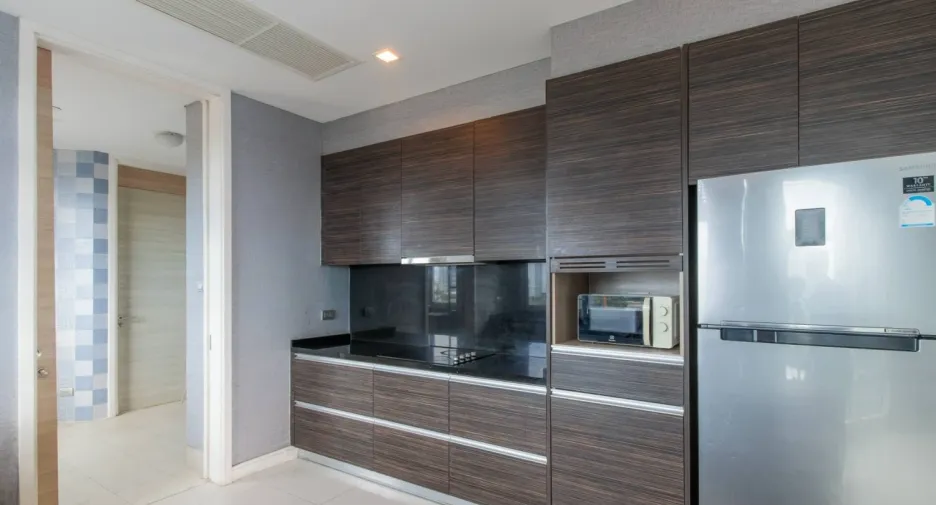 For sale 3 bedrooms condo in Jomtien, Pattaya